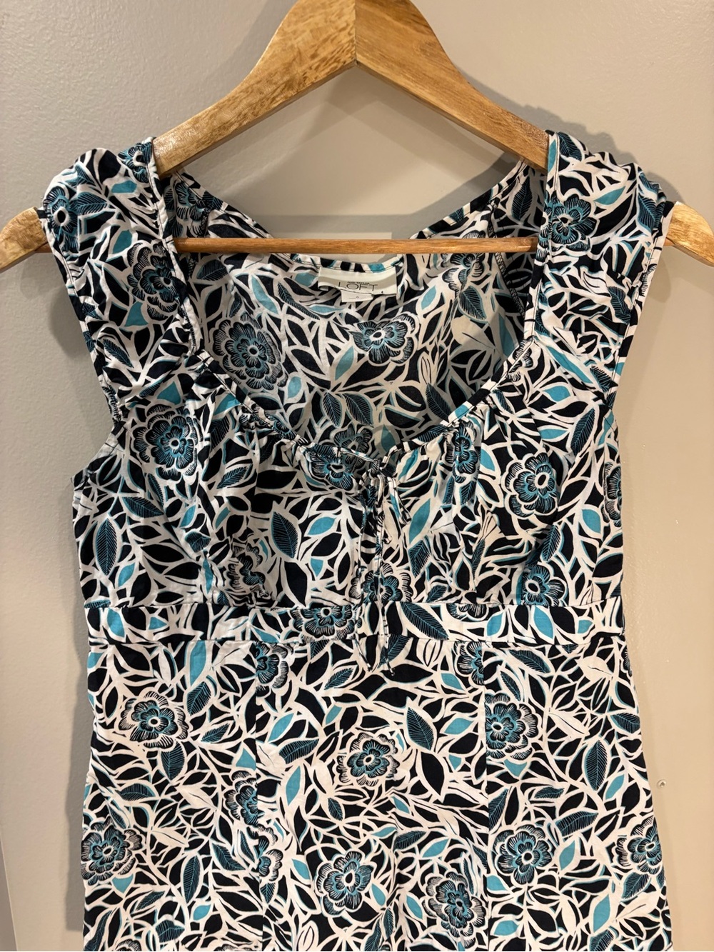 LOFT Teal, Black & White Floral Tank Top